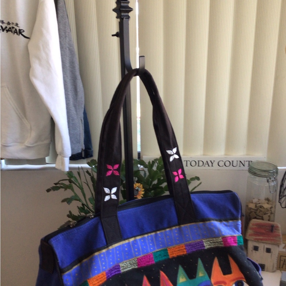 ‘Laurel Burch’ Colorful Feline Friends Canvas Tote - Picture 4 of 8